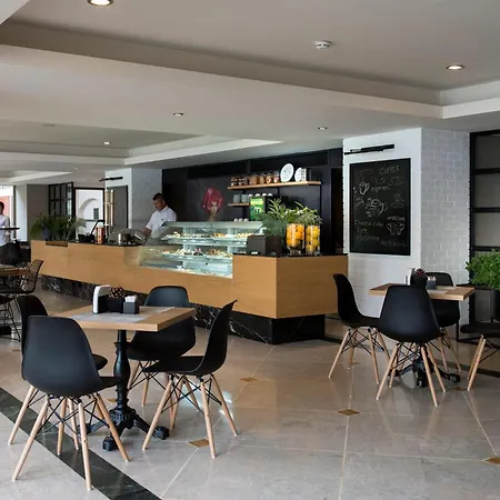 Barut Hemera Готель