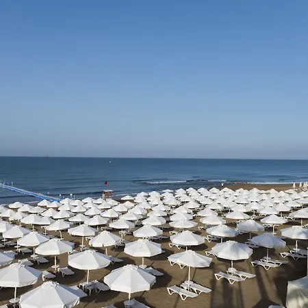 Barut Hemera Szálloda 5*